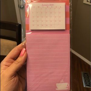 Free 2019 note pad/calendar with bundle magnetic